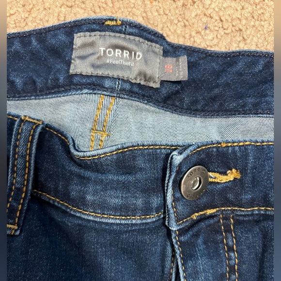 Torrid Shorts - Picture 2 of 2